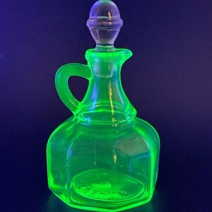 Uranium Glass Hazel Atlas Cruet with Clear Stopper, Depression Glass 1930s